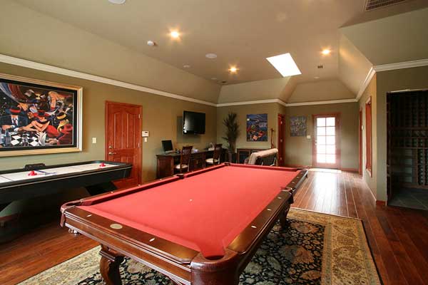 Finished basement with game room